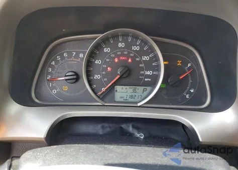 2015 Toyota Rav4 Xle z USA, uszkodzony, nr VIN JTMRFREV3FD140589